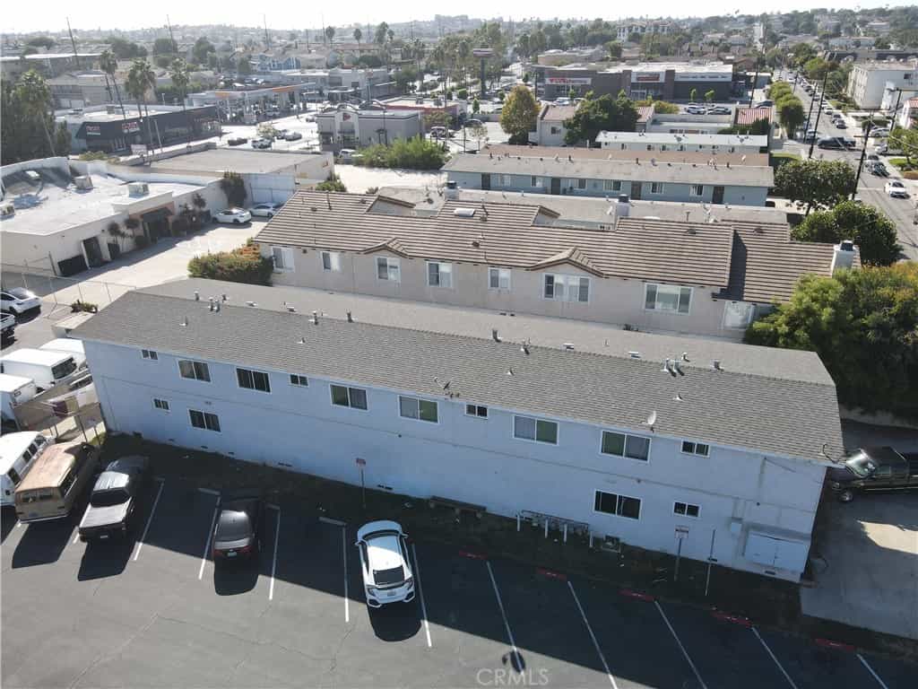 Condominium in Redondo Beach, California 11051280