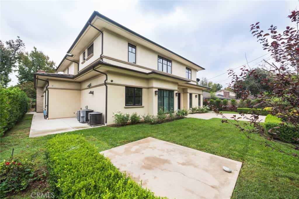 House in Arcadia, California 11051284