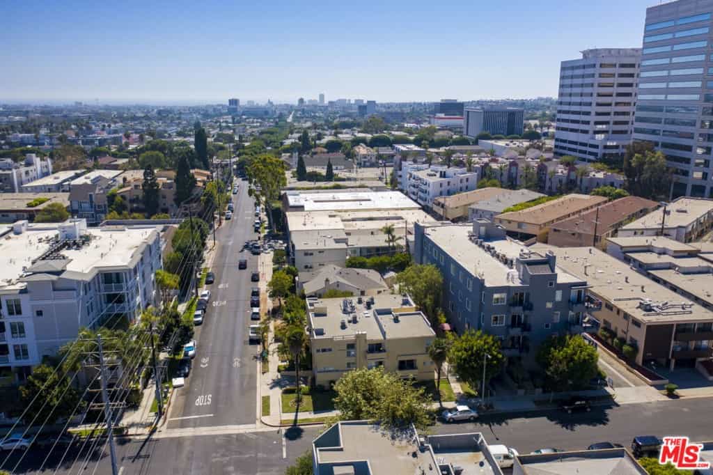 Квартира в Los Angeles, California 11051544