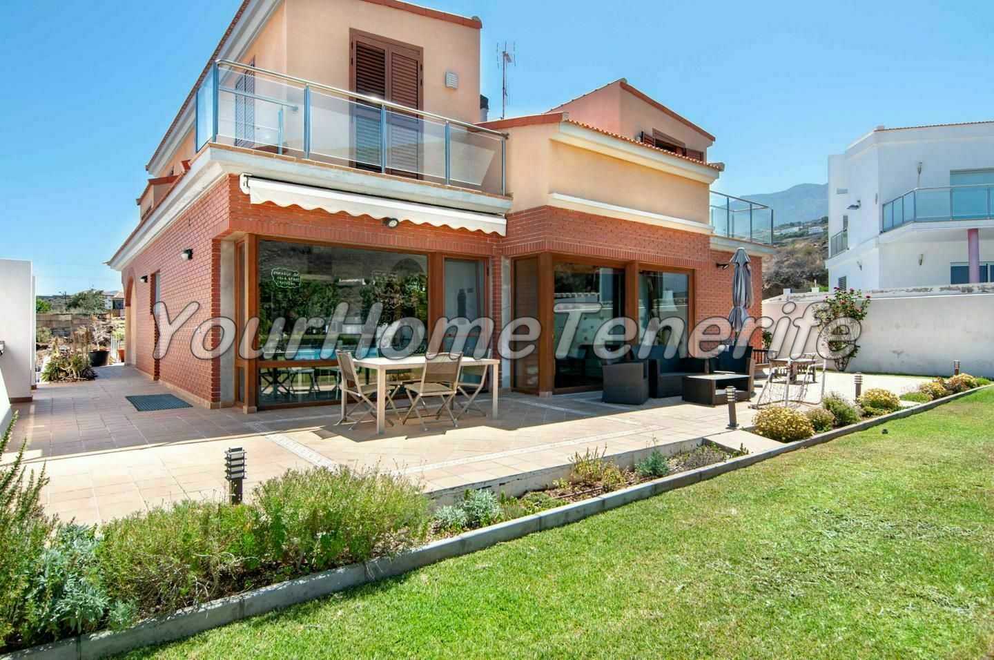 House in Barranco Hondo, Canary Islands 11051552