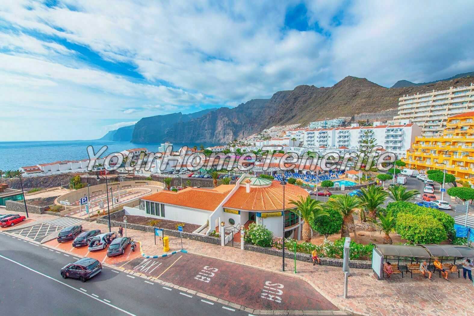 Condominium in Santiago del Teide, Canary Islands 11051606