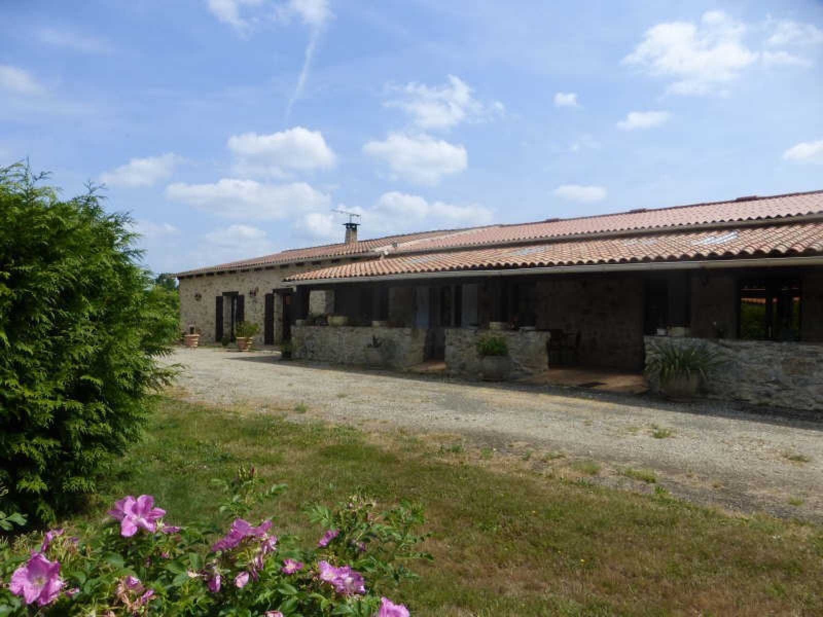 σπίτι σε Duravel, Occitanie 11051704