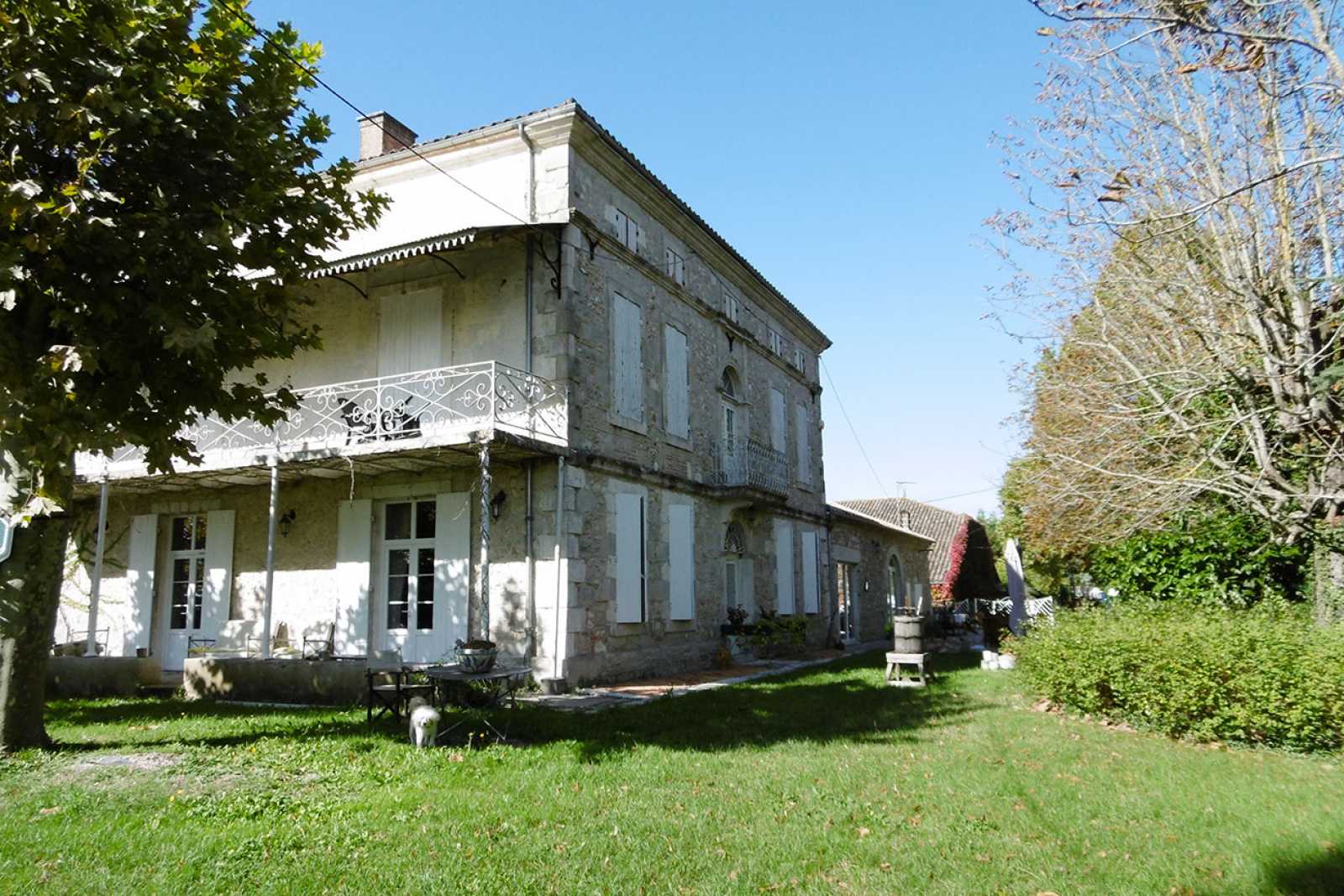 Condominium in Villeneuve-sur-Lot, Nouvelle-Aquitaine 11051717