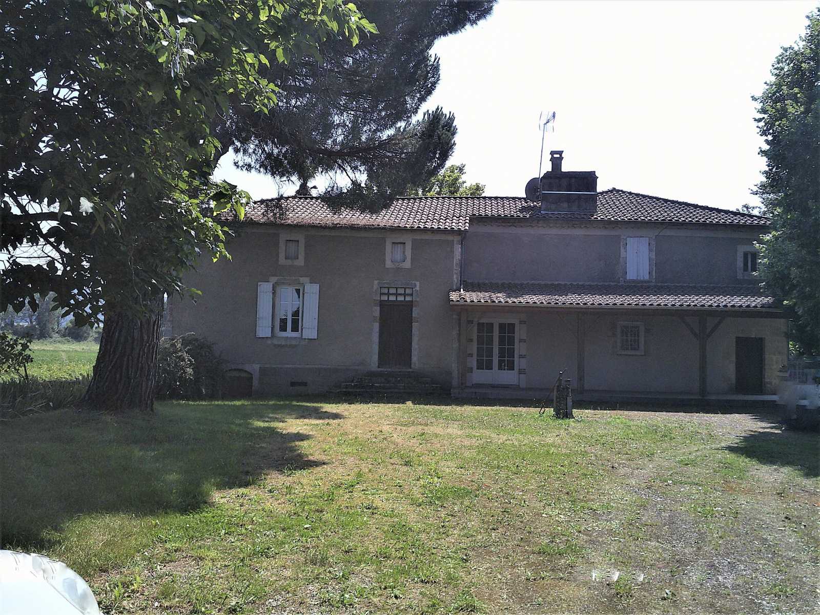 σπίτι σε Penne-d'Agenais, Nouvelle-Aquitaine 11051721