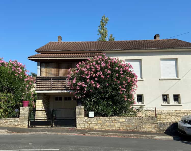 Hus i Prayssac, Occitanie 11051804