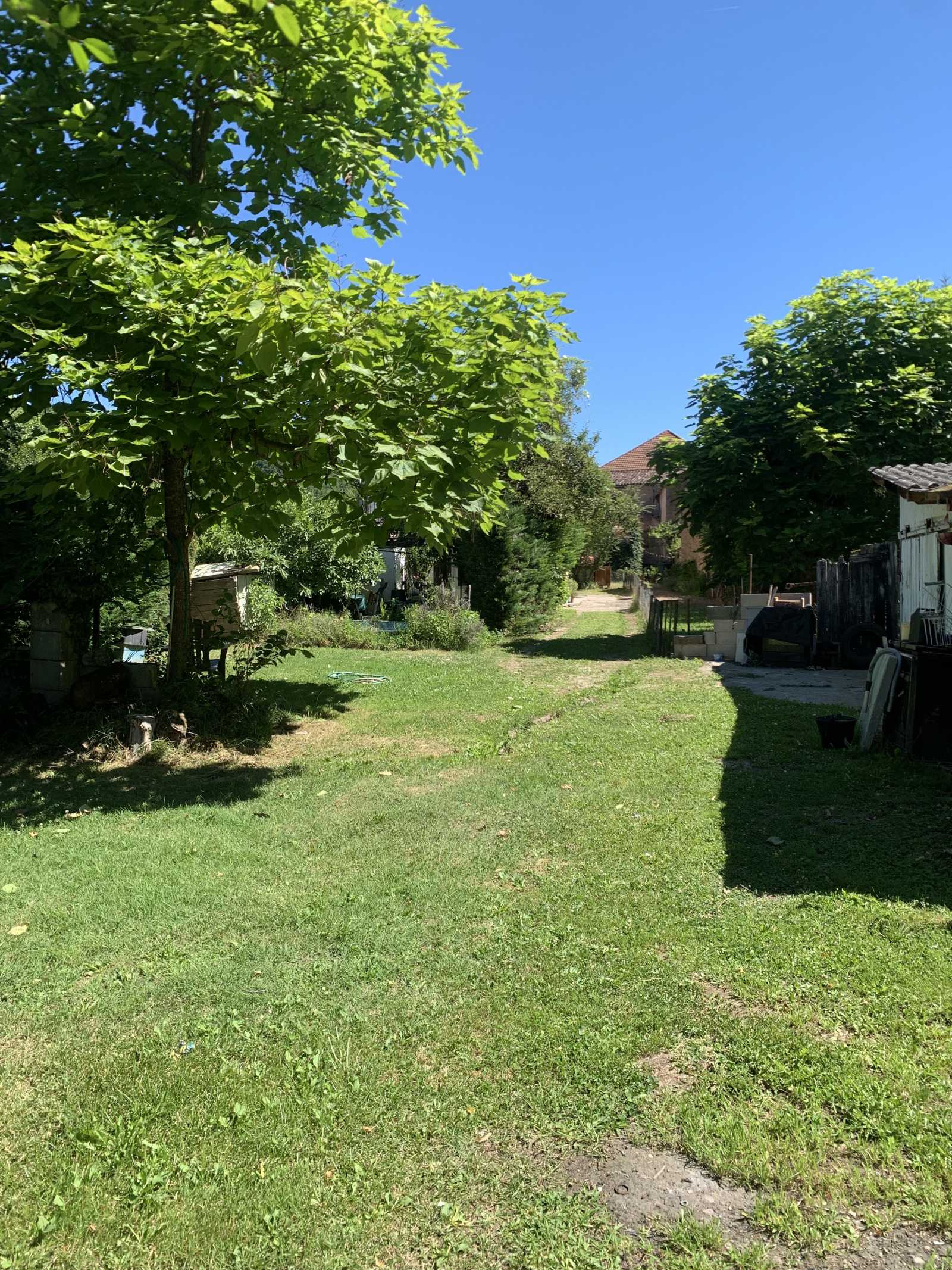 Hus i Sauveterre-la-Lémance, Nouvelle-Aquitaine 11051805