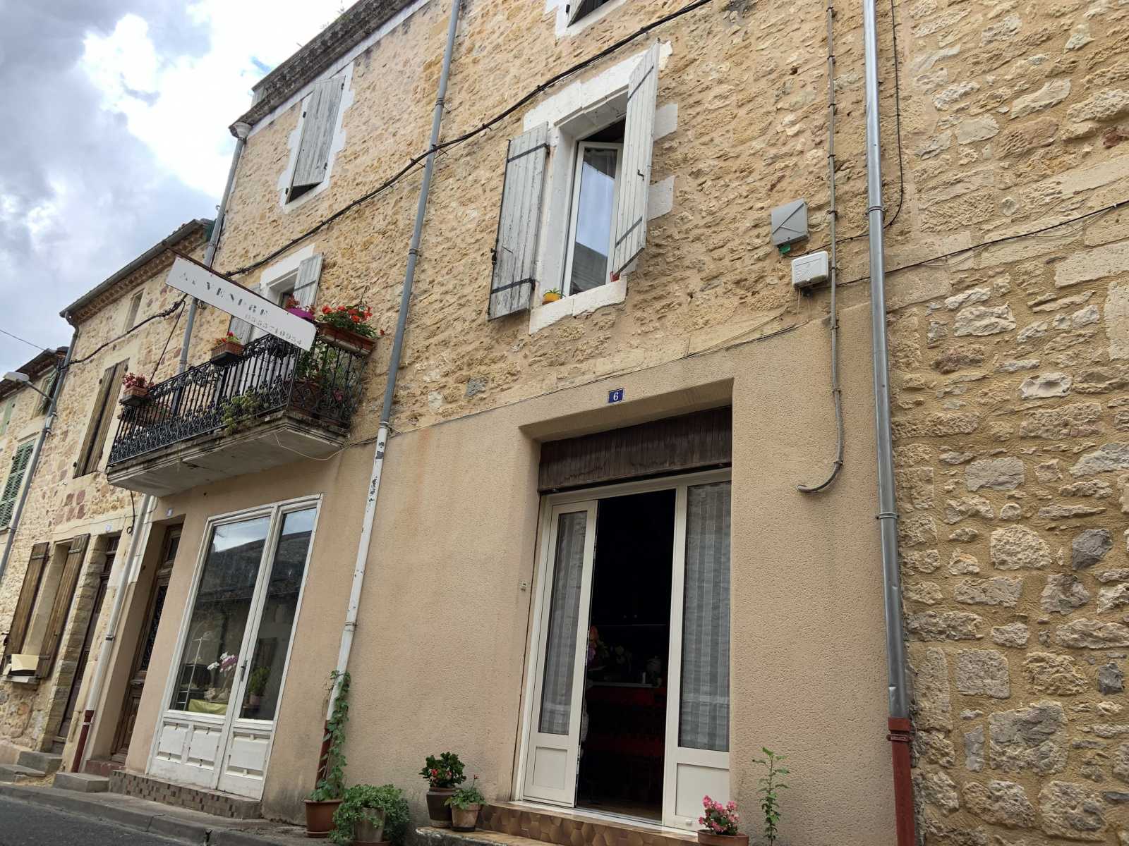House in Fumel, Nouvelle-Aquitaine 11051847