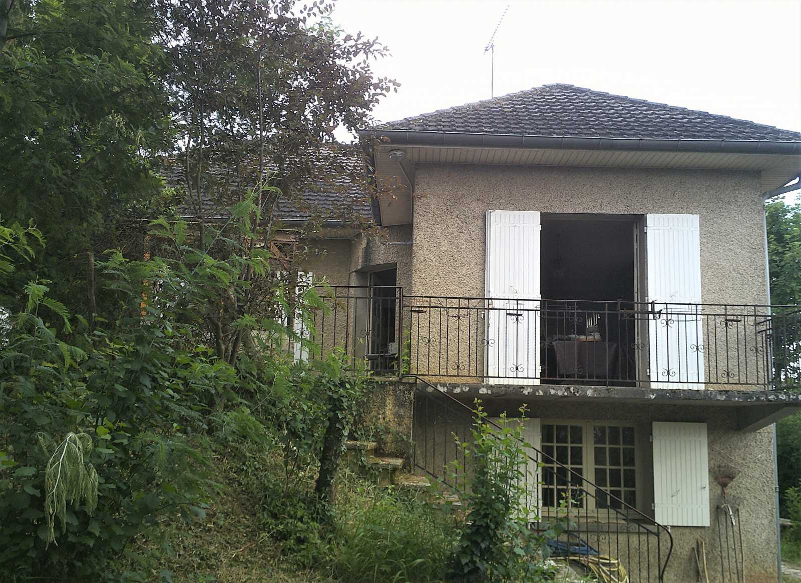 房子 在 Fumel, Nouvelle-Aquitaine 11051851