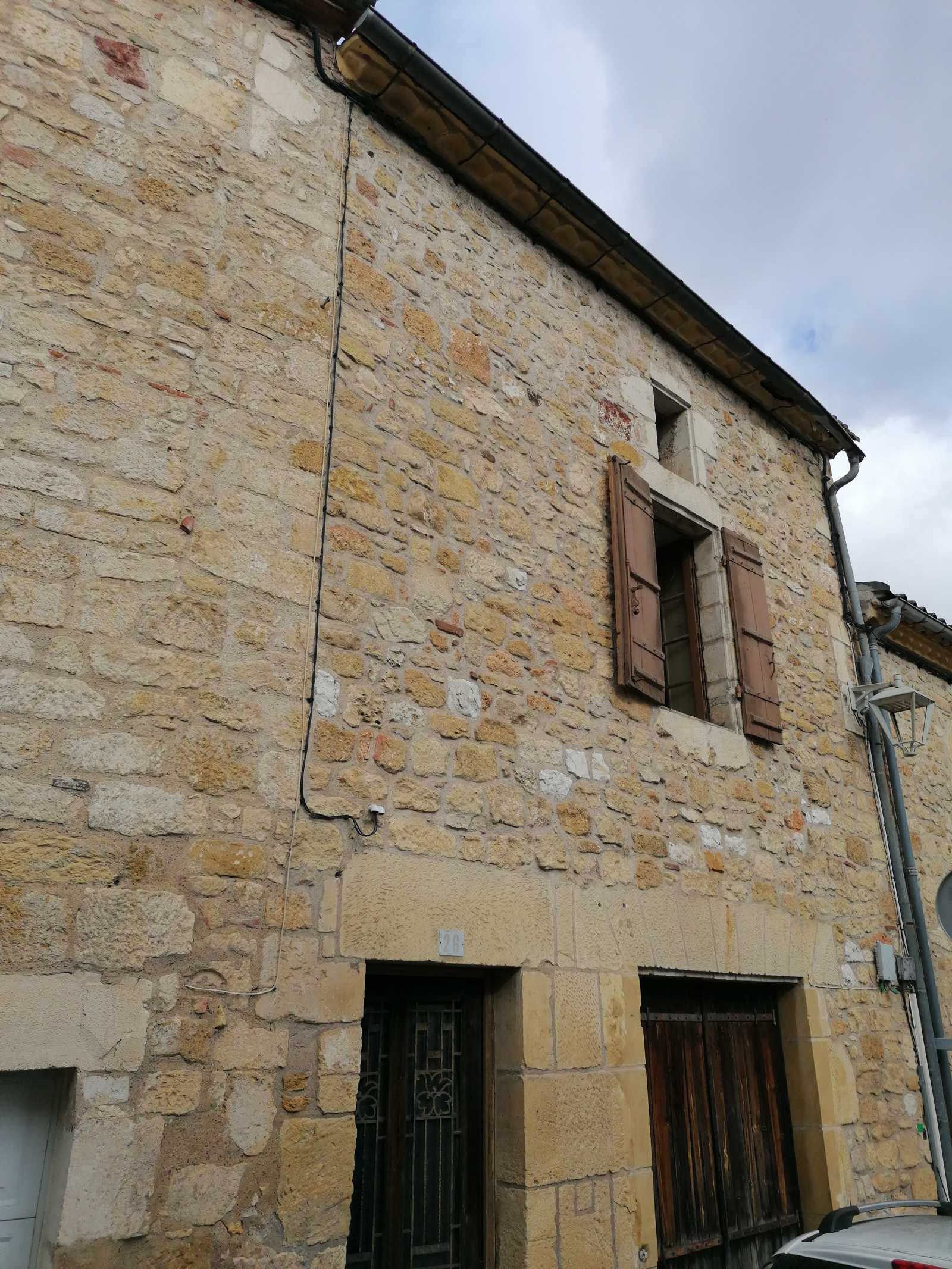 Hus i Monsempron-Libos, Nouvelle-Aquitaine 11051933