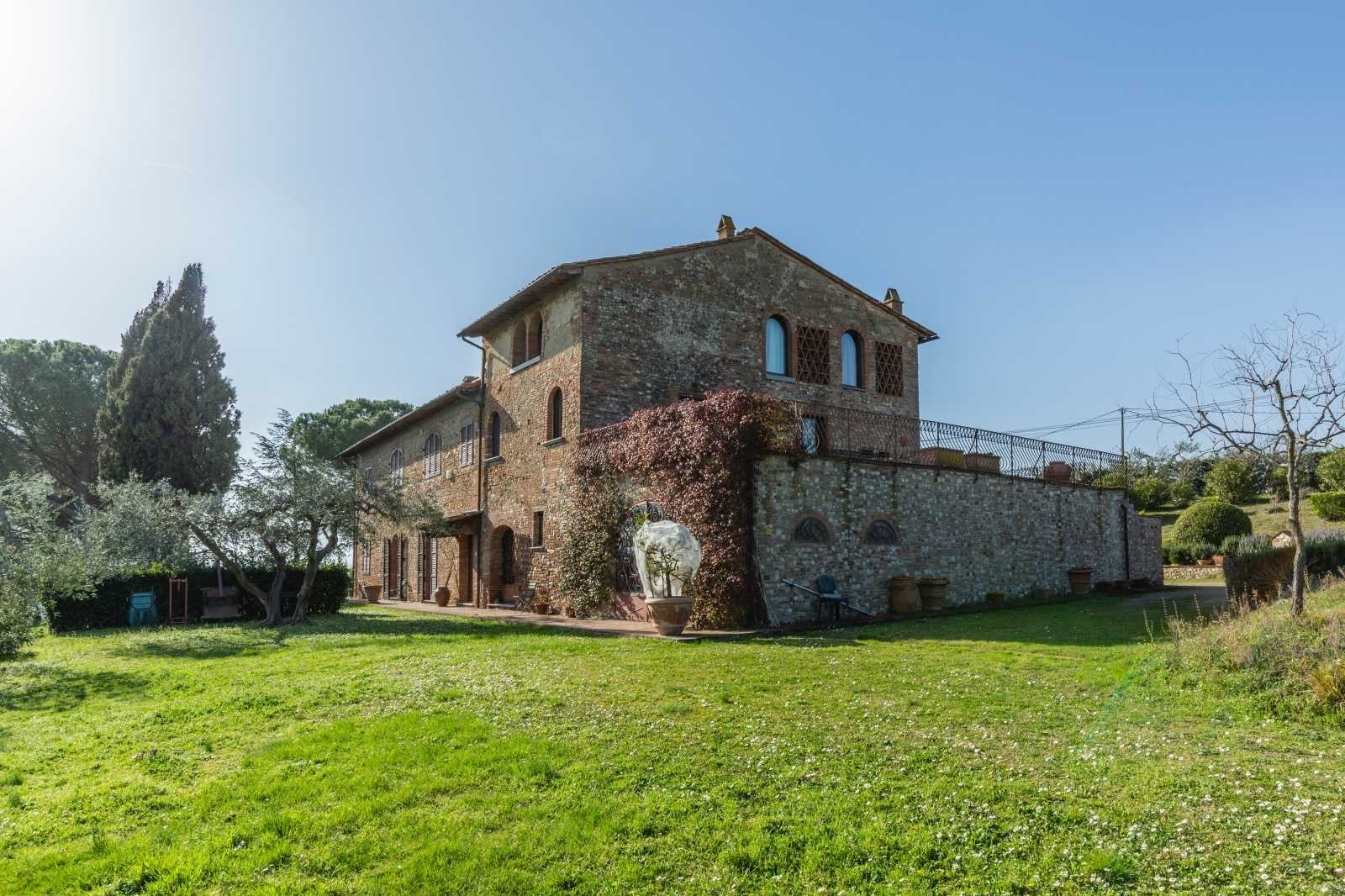 Rumah di Montespertoli, Toskana 11052115