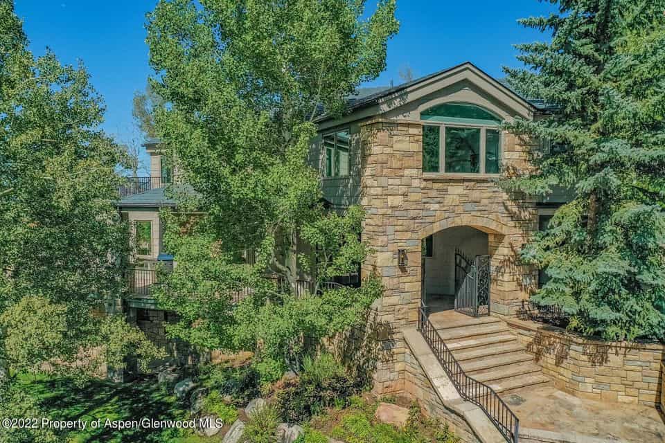 House in Aspen, Colorado 11052501