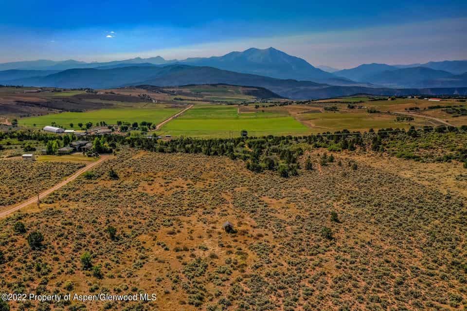 Land i Carbondale, Colorado 11052511