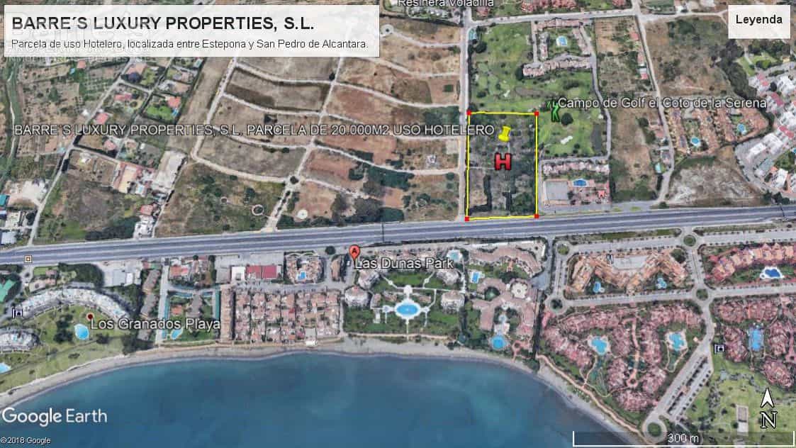 Land in Estepona, Andalusia 11052871