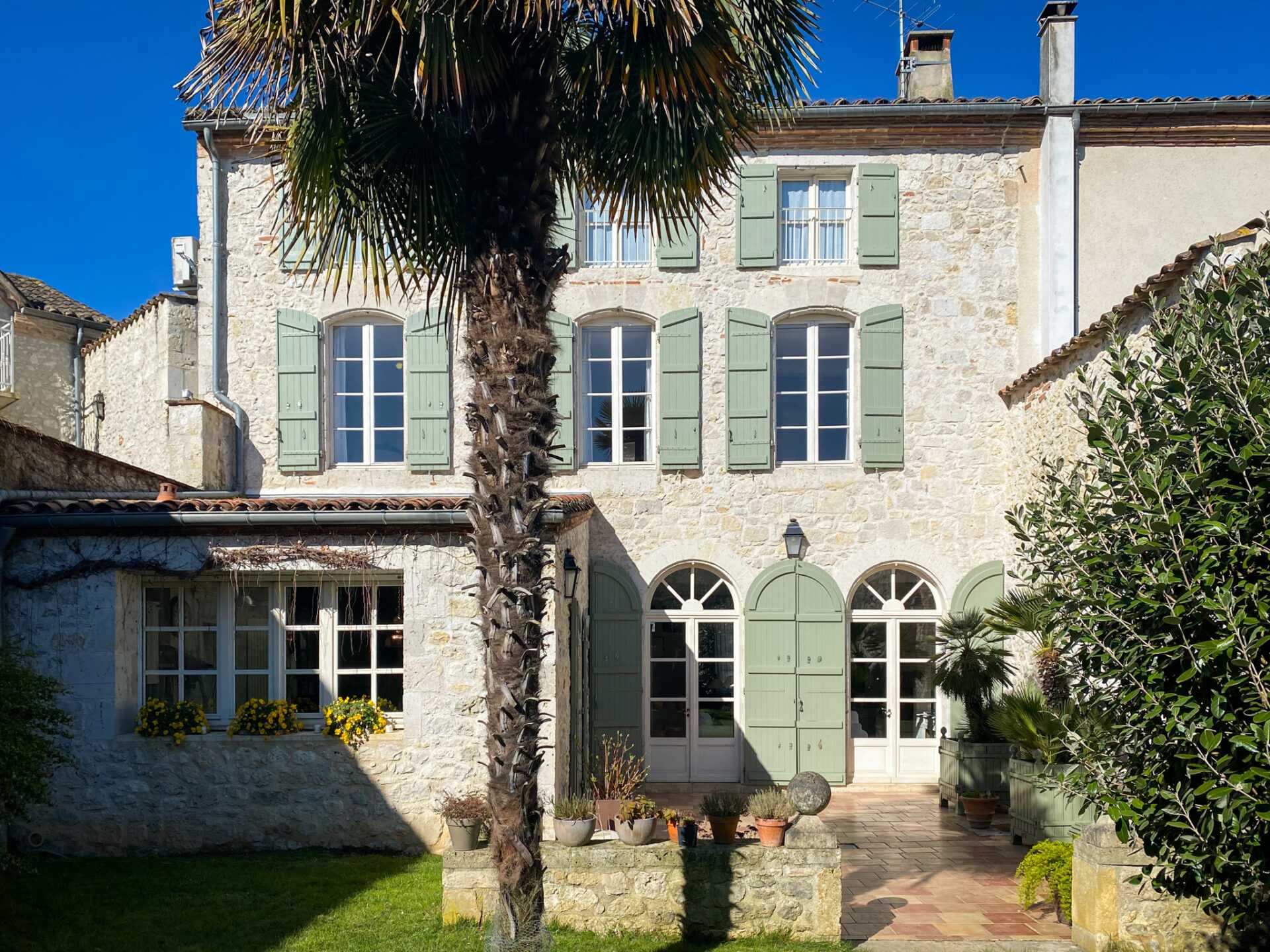 Condominium in Lectoure, Occitanie 11053225