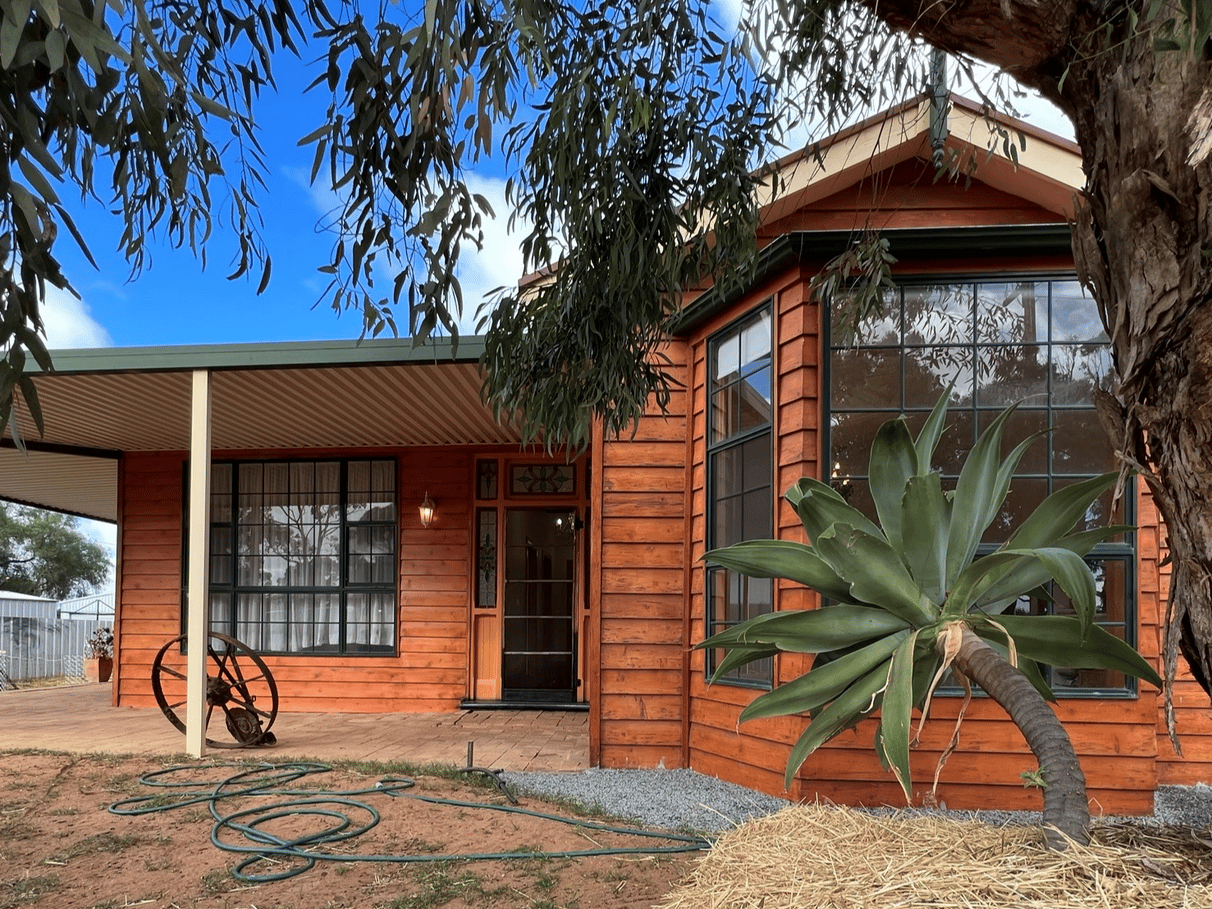 House in Cleve, South Australia 11053312