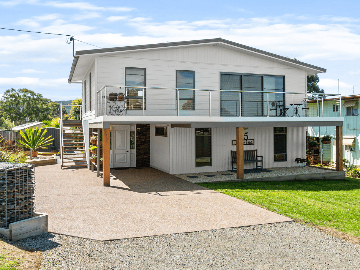 House in Glenmaggie, Victoria 11053337