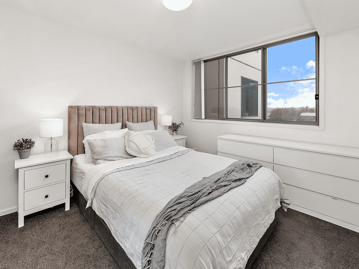 Condominium in Queanbeyan, New South Wales 11053456