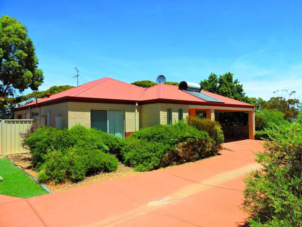 Rumah di Merredin, Australia Barat 11053470