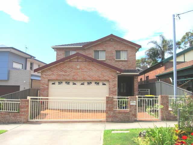 Rumah di Maroubra, New South Wales 11053536