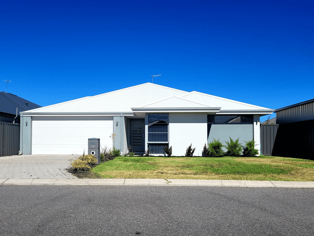 Rumah di Warnbro, Australia Barat 11053658