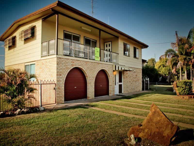 rumah dalam Theodore, Queensland 11053666