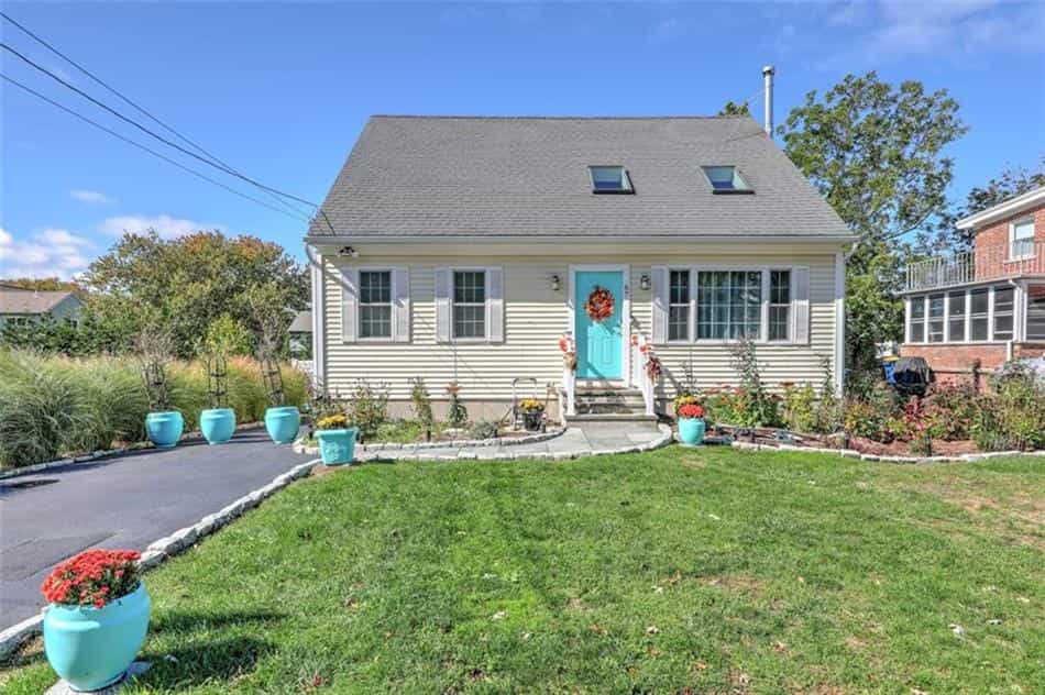 House in Bonnet Shores, Rhode Island 11054298