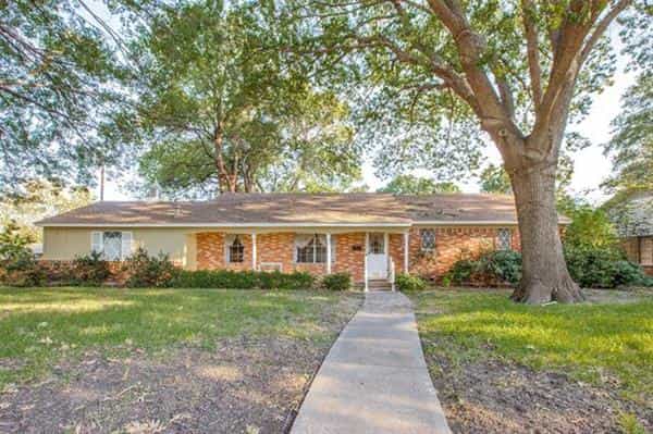 House in Richardson, Texas 11054375