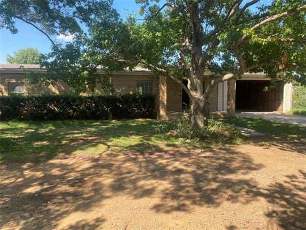 House in Rendon, Texas 11054442