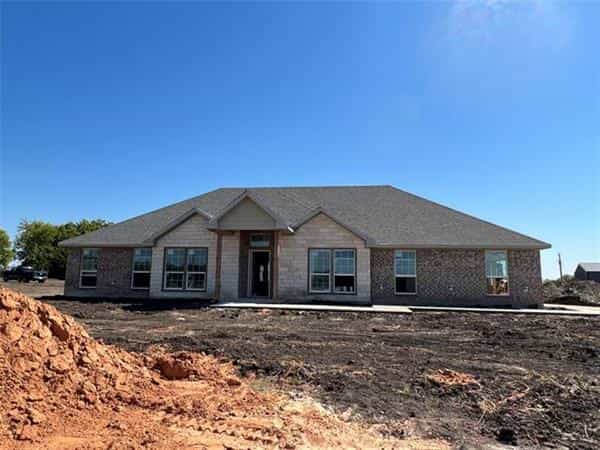 House in Nobility, Texas 11054452