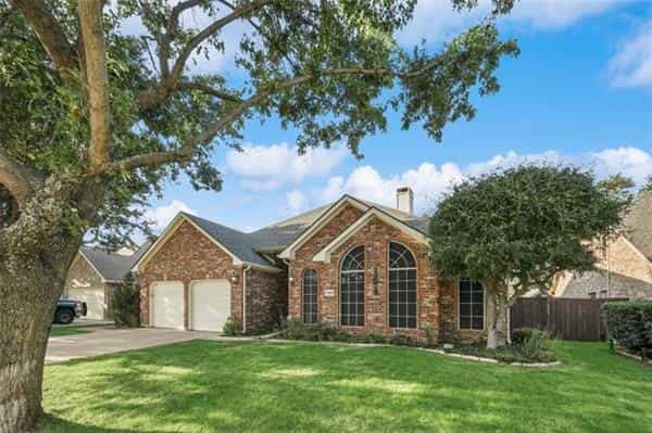 House in Lewisville, Texas 11054463