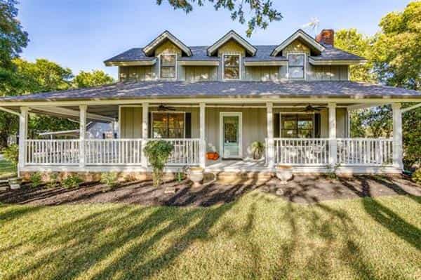 House in Mobile City, Texas 11054545