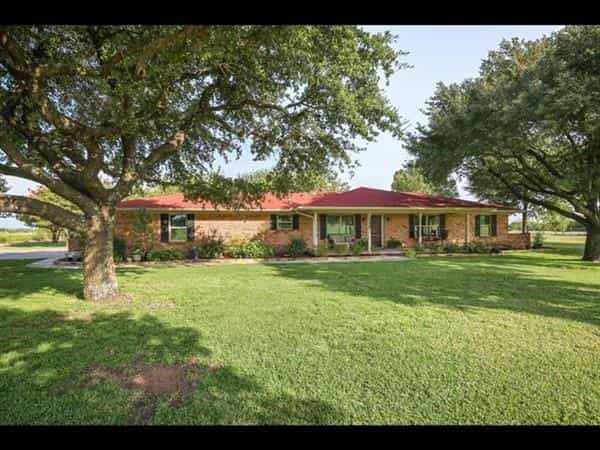 House in Heartland, Texas 11054598