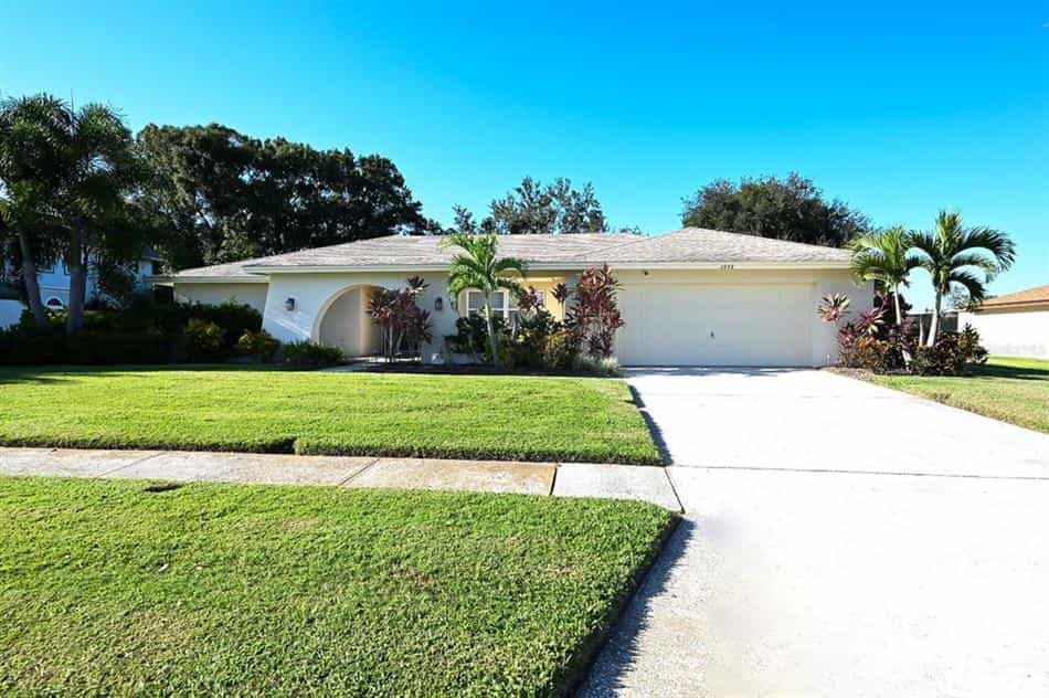 House in Saint George, Florida 11054799