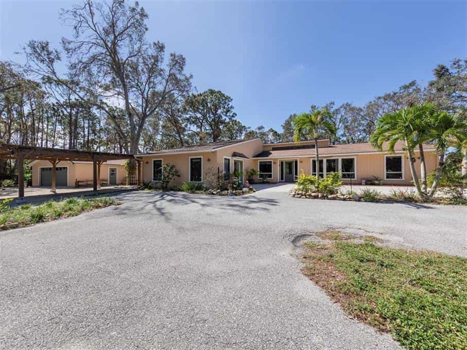 House in Osprey, Florida 11054857