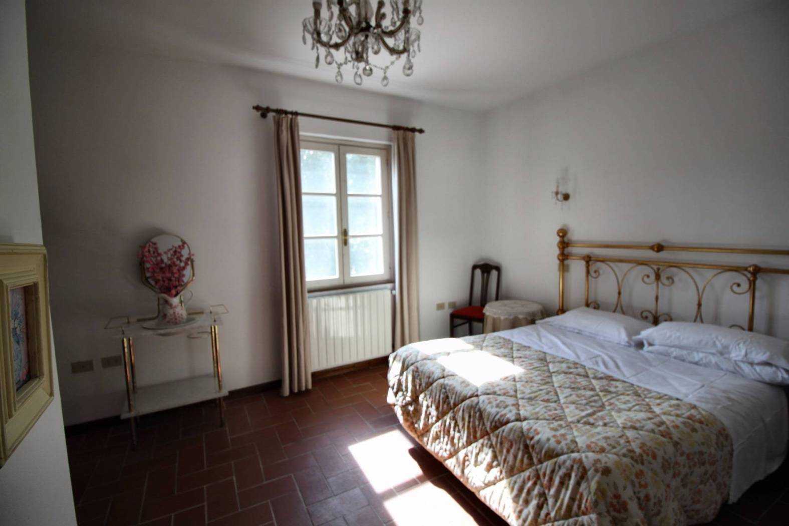 Rumah di Crespina, Tuscany 11055517
