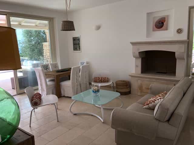 σπίτι σε Gagliano del Capo, Apulia 11055527