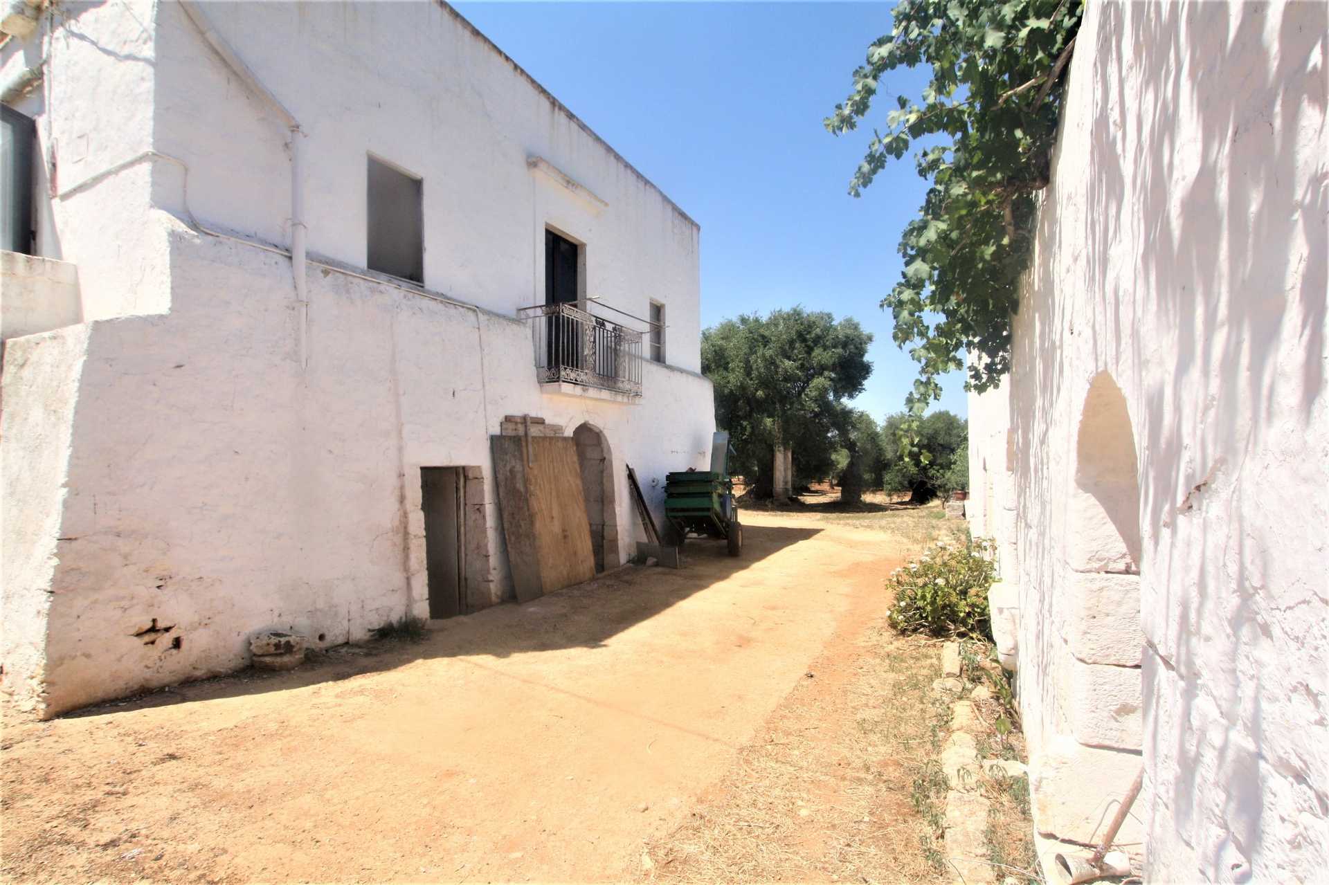 Rumah di Ostuni, Apulia 11055557