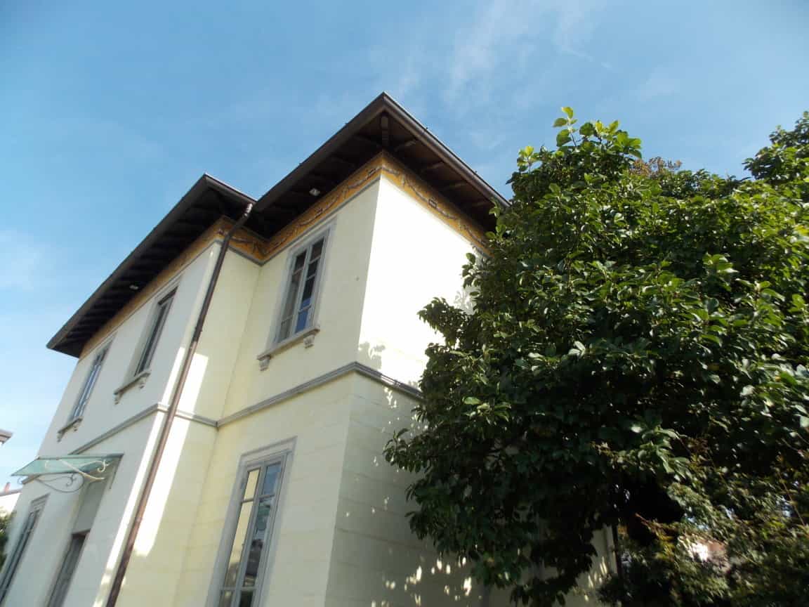 жилой дом в Кавенаго-ди-Брианца, Ломбардия 11055698