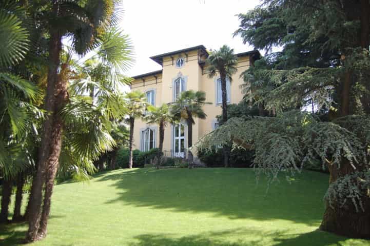 Huis in Merate, Lombardy 11055704