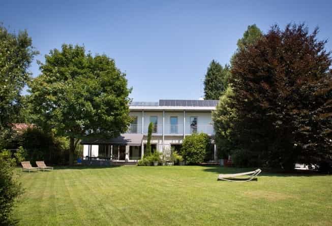 Haus im Villa Guardia, Lombardei 11055711