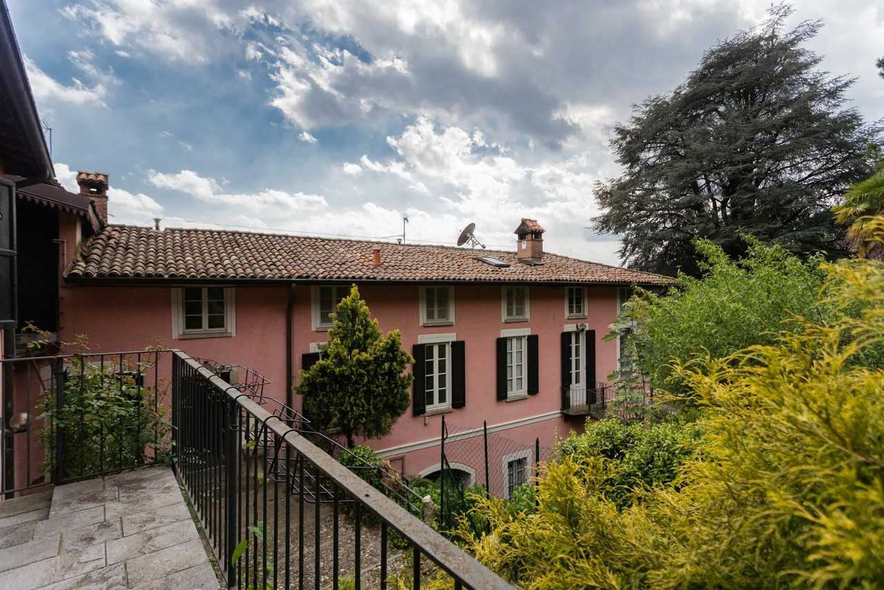 casa en Albese con Cassano, Lombardy 11055714
