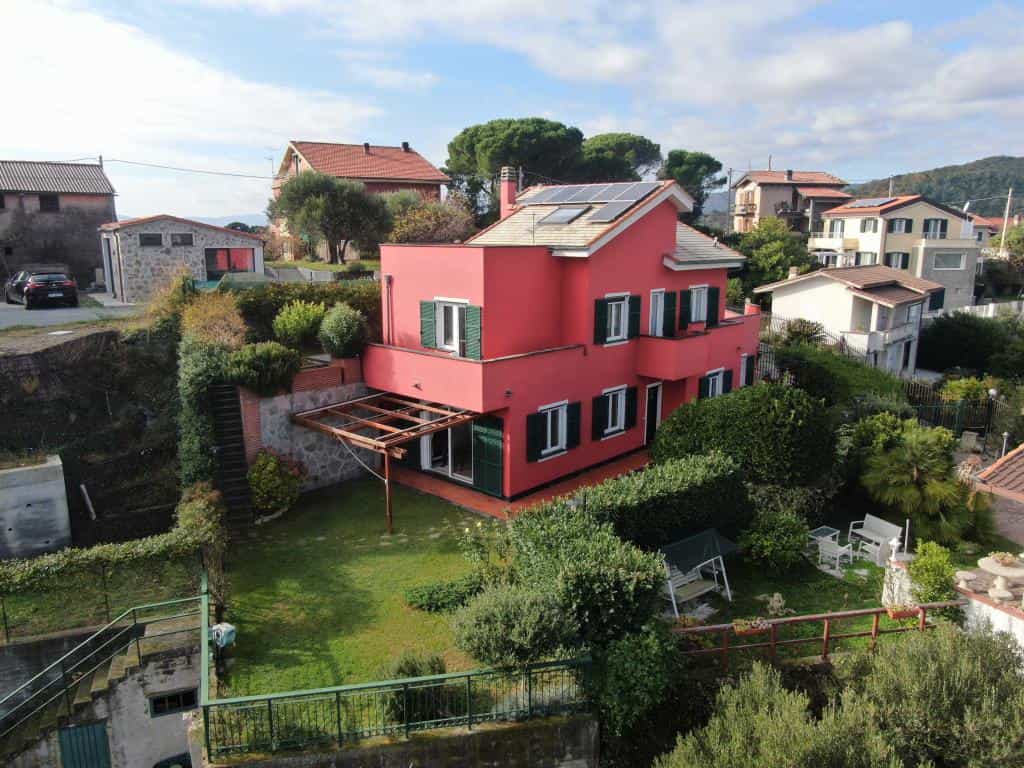 House in Celle Ligure, Liguria 11055806