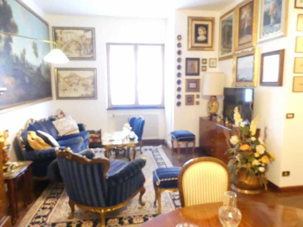 公寓 在 Albisola Superiore, Liguria 11055816