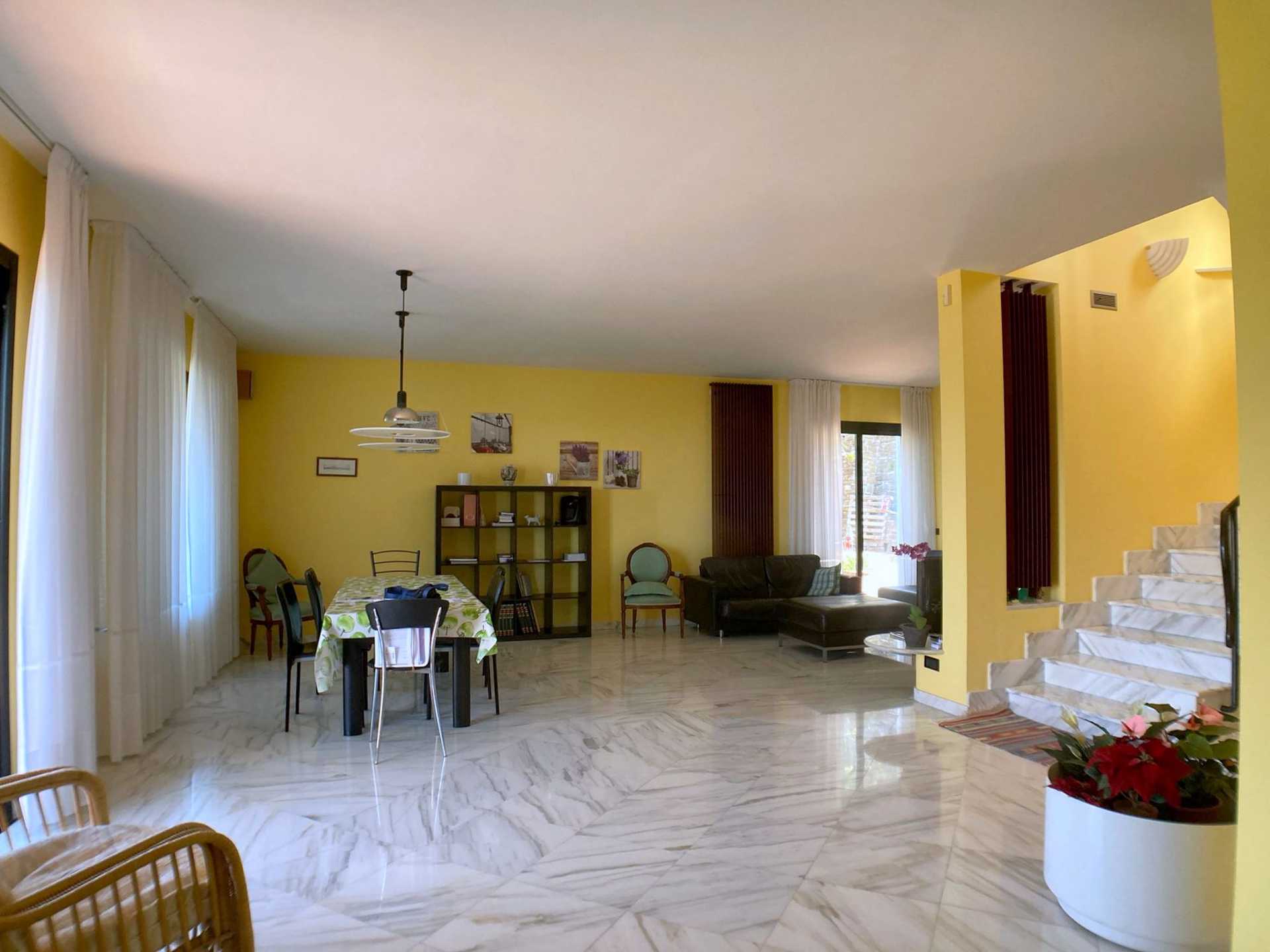 Dom w Perinaldo, Liguria 11055822