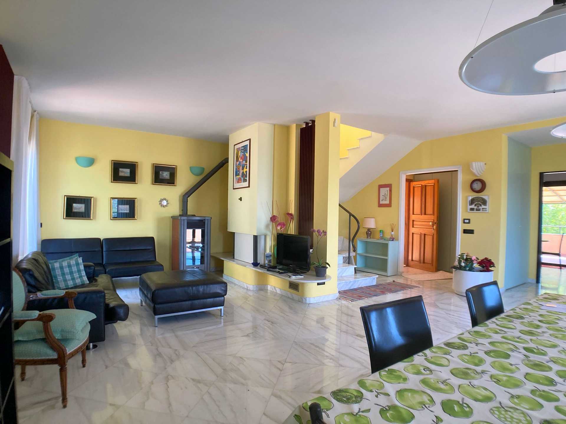 House in Perinaldo, Liguria 11055822