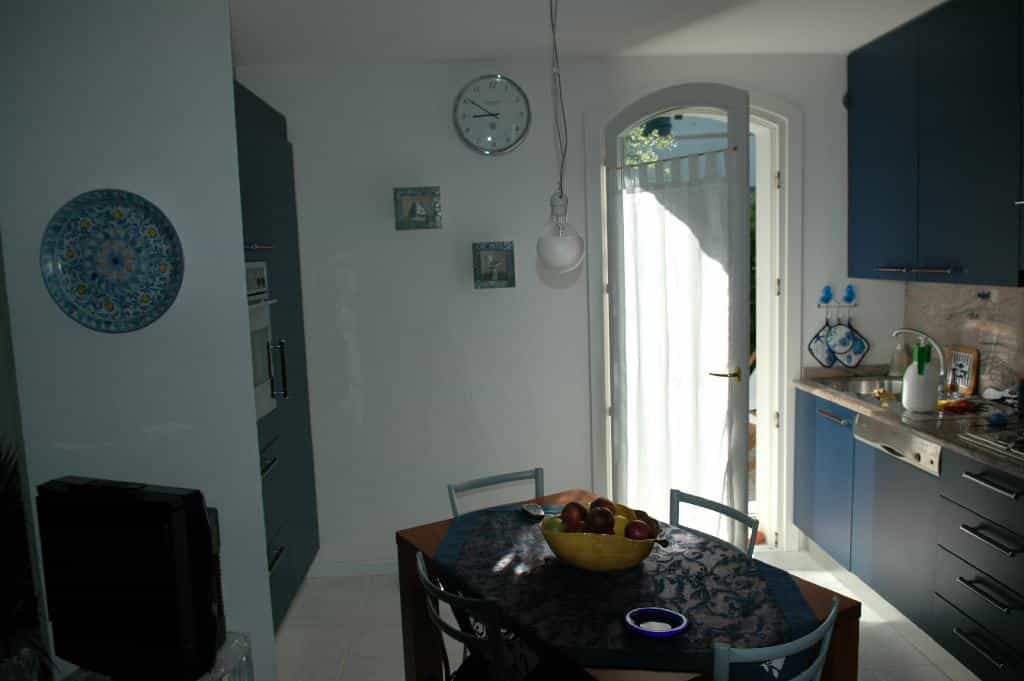 Huis in Lignano Sabbiadoro, Friuli-Venezia Giulia 11055839
