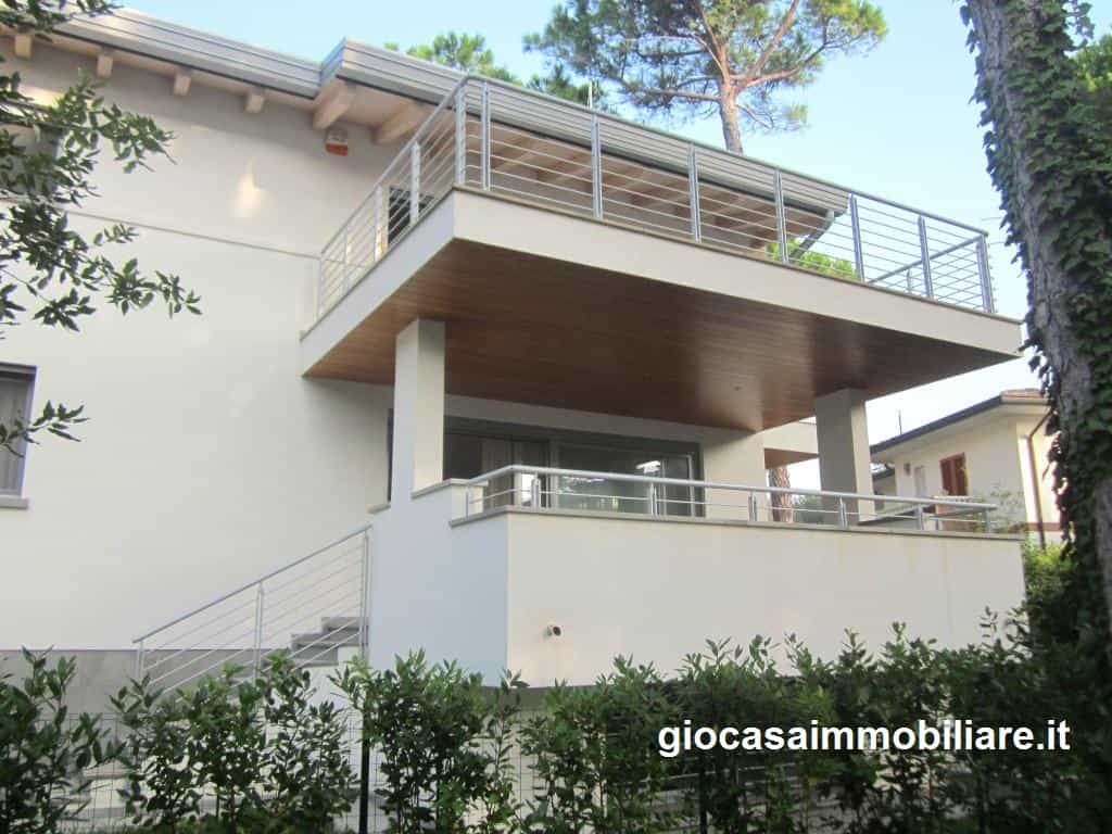 Haus im Lignano Sabbiadoro, Friaul-Julisch Venetien 11055848