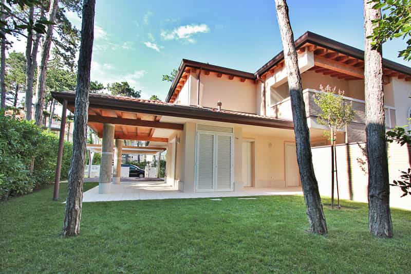 σπίτι σε Λιγνιάνο Σαμπιαντόρο, Friuli-Venezia Giulia 11055852