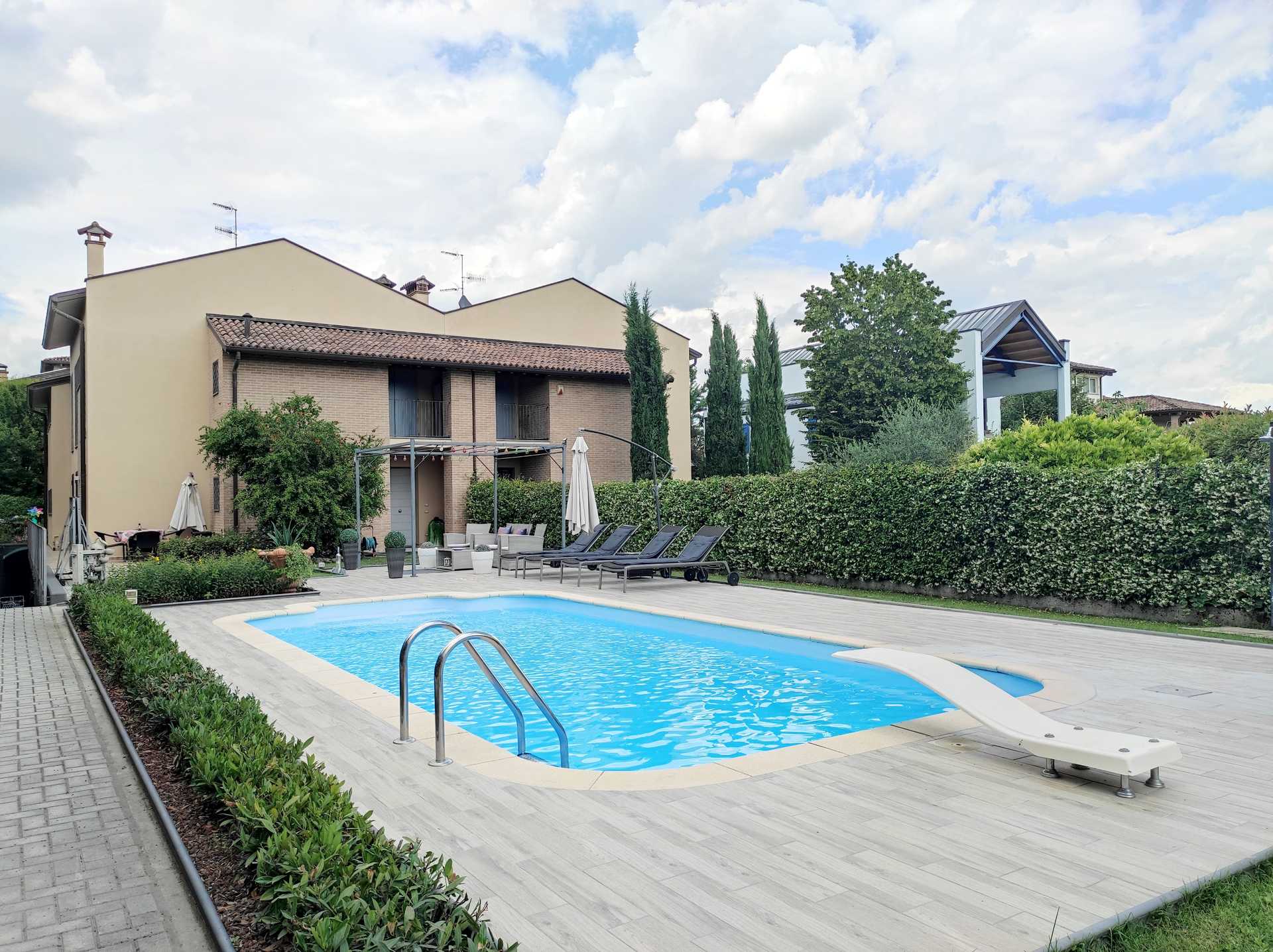House in Parma, Emilia-Romagna 11055857