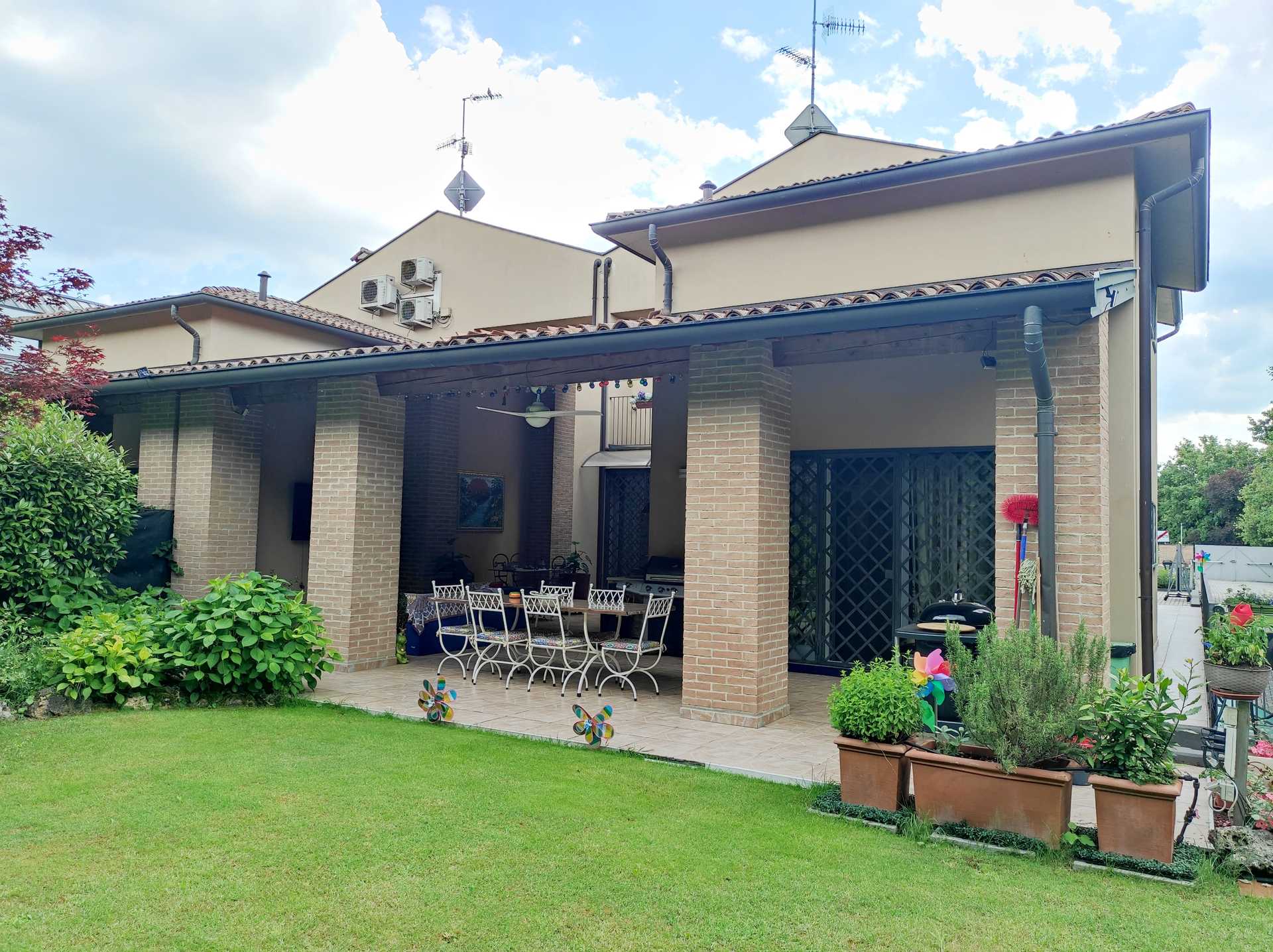 жилой дом в Parma, Emilia-Romagna 11055857